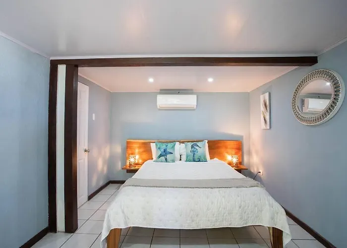 Villa La Choza Del Estero - 5Br Beachfront Oasis With Direct National Park & Beach Access, Private Pool, Large Yard, & Bbq *