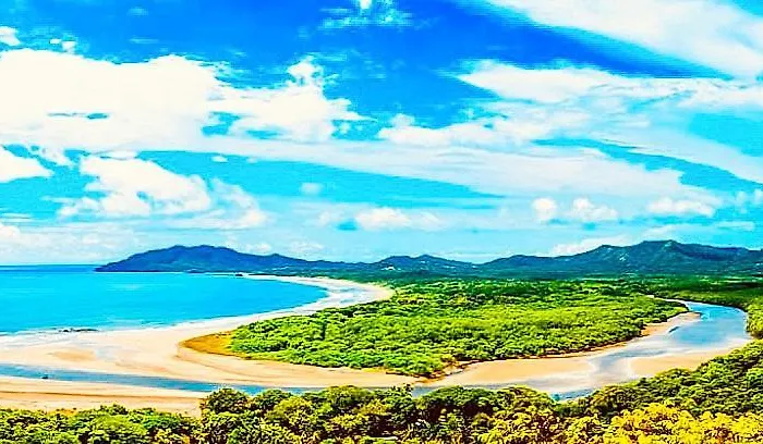 La Choza Del Estero - 5Br Beachfront Oasis With Direct National Park & Beach Access, Private Pool, Large Yard, & Bbq Villa *