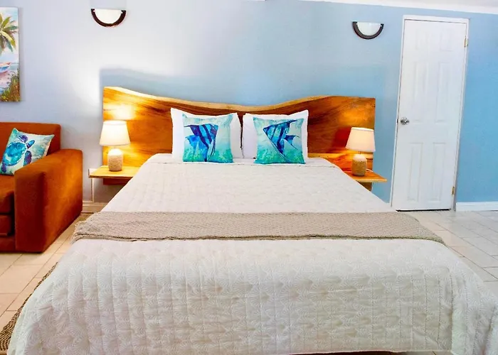 La Choza Del Estero - 5Br Beachfront Oasis With Direct National Park & Beach Access, Private Pool, Large Yard, & Bbq * Tamarindo